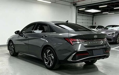 Hyundai Elantra, 2023 год, 1 289 300 рублей, 4 фотография