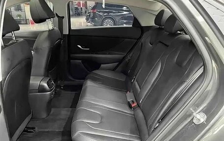 Hyundai Elantra, 2023 год, 1 289 300 рублей, 8 фотография