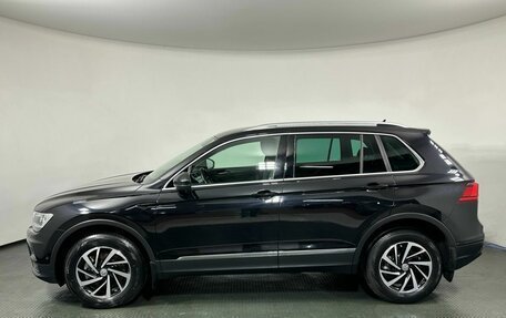 Volkswagen Tiguan II, 2018 год, 3 100 000 рублей, 8 фотография