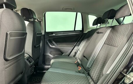 Volkswagen Tiguan II, 2018 год, 3 100 000 рублей, 17 фотография