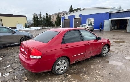 KIA Cerato I, 2006 год, 135 000 рублей, 3 фотография