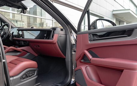 Porsche Cayenne III, 2025 год, 17 790 000 рублей, 27 фотография