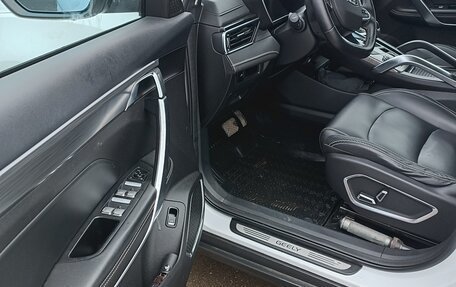 Geely Atlas, 2022 год, 2 000 000 рублей, 11 фотография