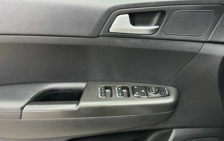 KIA Sportage IV рестайлинг, 2019 год, 2 279 900 рублей, 13 фотография