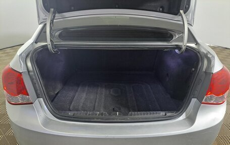 Chevrolet Cruze II, 2011 год, 700 000 рублей, 10 фотография