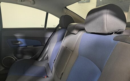 Chevrolet Cruze II, 2011 год, 700 000 рублей, 12 фотография