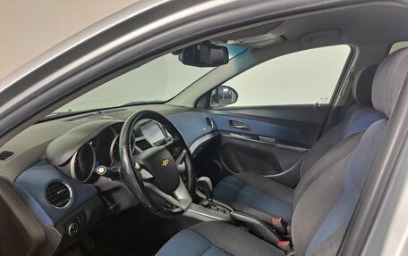 Chevrolet Cruze II, 2011 год, 700 000 рублей, 16 фотография