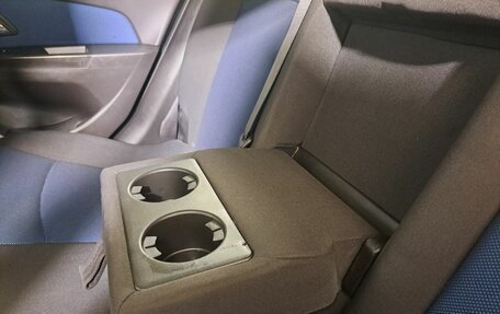 Chevrolet Cruze II, 2011 год, 700 000 рублей, 21 фотография