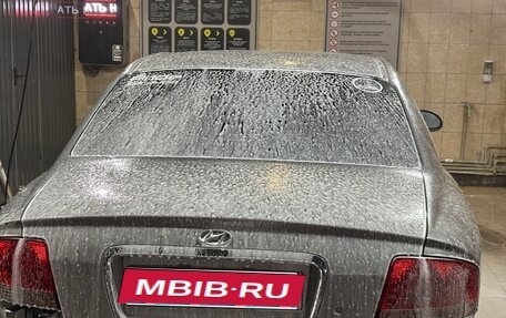 Hyundai Sonata IV рестайлинг, 2004 год, 300 000 рублей, 1 фотография