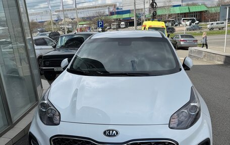 KIA Sportage IV рестайлинг, 2021 год, 2 650 000 рублей, 2 фотография