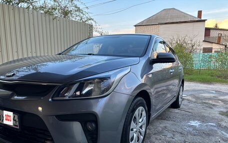 KIA Rio IV, 2019 год, 1 495 000 рублей, 3 фотография