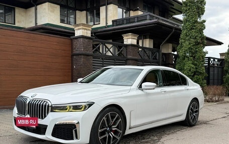 BMW 7 серия, 2019 год, 4 760 000 рублей, 3 фотография