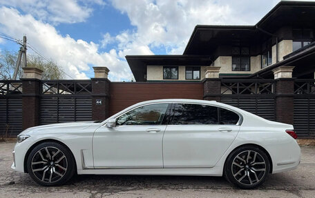 BMW 7 серия, 2019 год, 4 760 000 рублей, 11 фотография