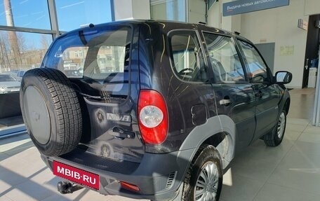 Chevrolet Niva I рестайлинг, 2010 год, 474 000 рублей, 3 фотография