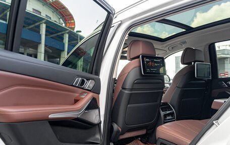 BMW X7, 2021 год, 9 600 000 рублей, 21 фотография