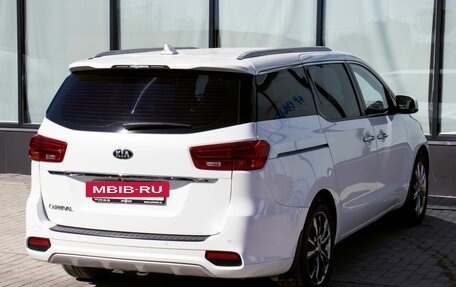 KIA Carnival III, 2019 год, 3 050 000 рублей, 5 фотография