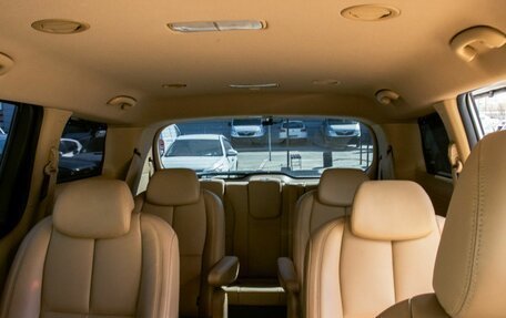 KIA Carnival III, 2019 год, 3 050 000 рублей, 21 фотография