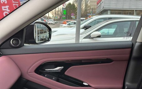 Land Rover Range Rover Evoque II, 2025 год, 5 990 000 рублей, 11 фотография