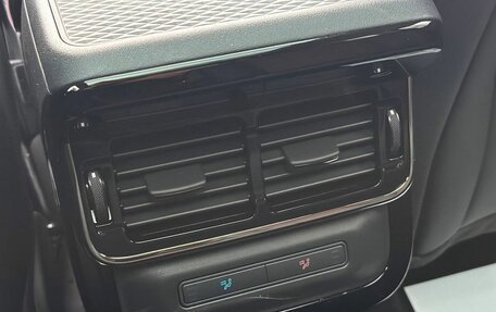 Land Rover Range Rover Evoque II, 2025 год, 5 990 000 рублей, 21 фотография