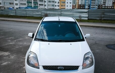 Ford Fiesta, 2007 год, 520 000 рублей, 2 фотография