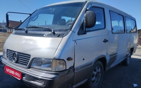 SsangYong Istana, 2001 год, 350 000 рублей, 4 фотография