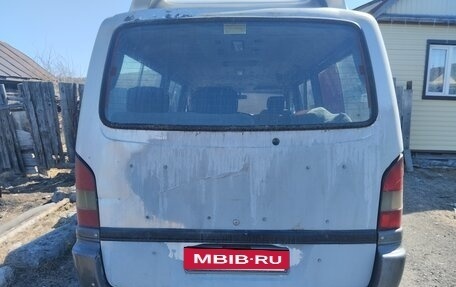 SsangYong Istana, 2001 год, 350 000 рублей, 2 фотография