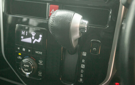 Toyota Tank I, 2018 год, 897 000 рублей, 13 фотография