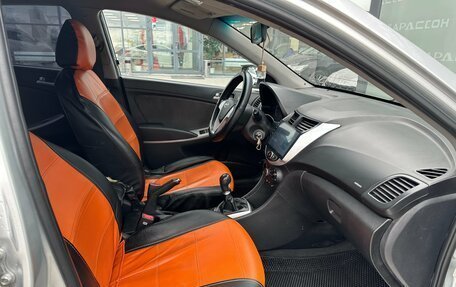 Hyundai Solaris II рестайлинг, 2011 год, 460 000 рублей, 7 фотография