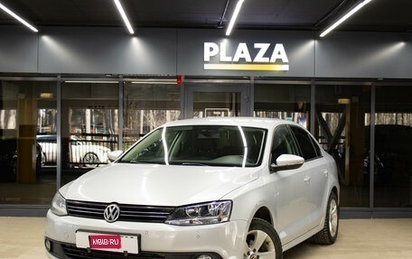 Volkswagen Jetta VI, 2011 год, 999 000 рублей, 1 фотография
