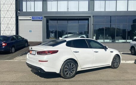 KIA Optima IV, 2018 год, 950 000 рублей, 5 фотография