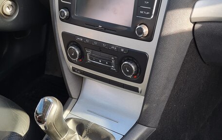 Skoda Octavia, 2012 год, 1 400 000 рублей, 24 фотография