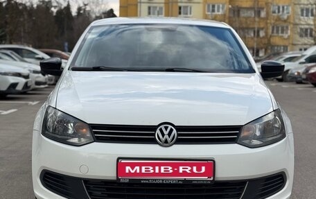 Volkswagen Polo VI (EU Market), 2013 год, 770 000 рублей, 2 фотография