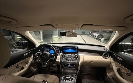 Mercedes-Benz C-Класс, 2019 год, 3 450 000 рублей, 6 фотография