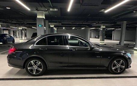 Mercedes-Benz C-Класс, 2019 год, 3 450 000 рублей, 14 фотография