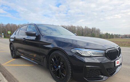 BMW 5 серия, 2020 год, 5 400 000 рублей, 2 фотография