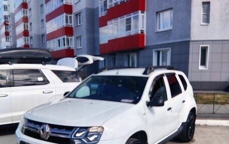 Renault Duster I рестайлинг, 2015 год, 1 420 000 рублей, 2 фотография