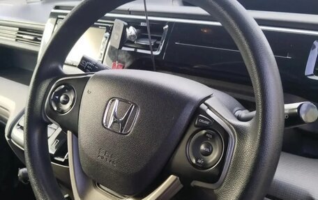 Honda Stepwgn IV, 2016 год, 1 550 000 рублей, 11 фотография