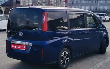 Honda Stepwgn IV, 2016 год, 1 550 000 рублей, 6 фотография