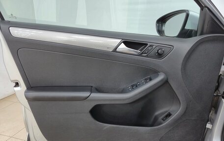 Volkswagen Jetta VI, 2015 год, 1 320 000 рублей, 7 фотография