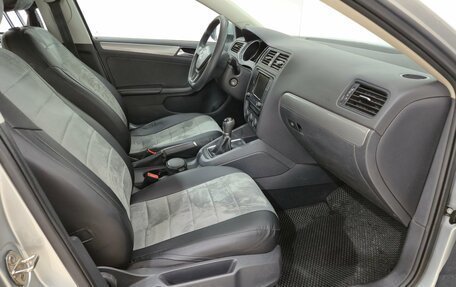 Volkswagen Jetta VI, 2015 год, 1 320 000 рублей, 13 фотография