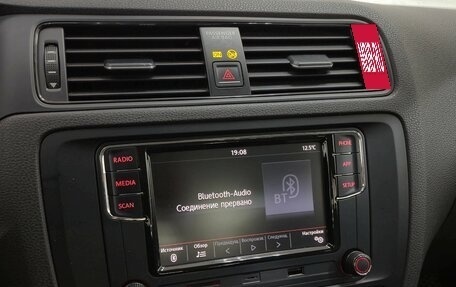 Volkswagen Jetta VI, 2015 год, 1 320 000 рублей, 17 фотография