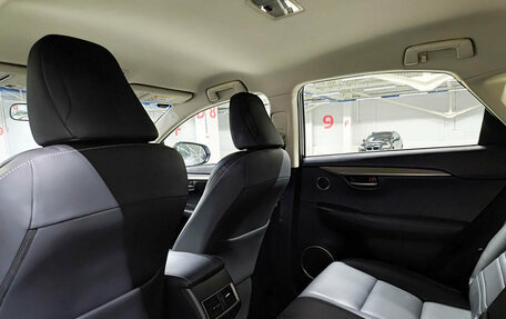 Lexus NX I, 2017 год, 2 570 000 рублей, 15 фотография