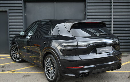 Porsche Cayenne III, 2021 год, 9 990 000 рублей, 6 фотография