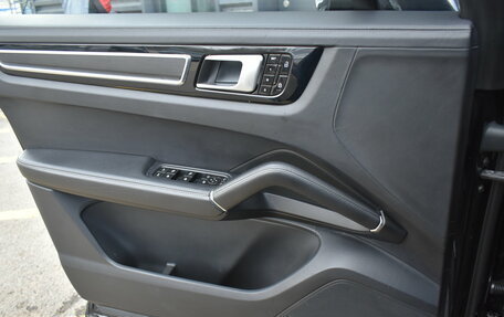 Porsche Cayenne III, 2021 год, 9 990 000 рублей, 25 фотография