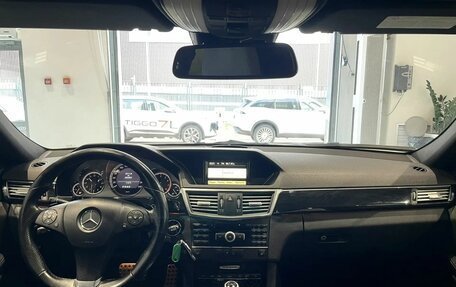 Mercedes-Benz E-Класс, 2011 год, 1 500 000 рублей, 11 фотография