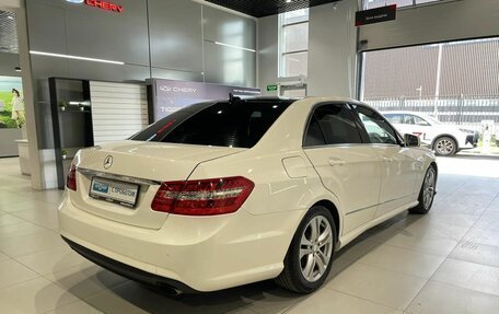 Mercedes-Benz E-Класс, 2011 год, 1 500 000 рублей, 4 фотография