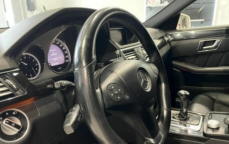 Mercedes-Benz E-Класс, 2011 год, 1 500 000 рублей, 13 фотография