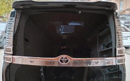 Toyota Voxy III, 2019 год, 2 450 000 рублей, 4 фотография