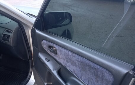 Mazda 626, 1999 год, 210 000 рублей, 11 фотография