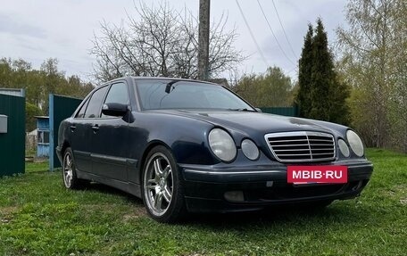 Mercedes-Benz E-Класс, 2001 год, 10 фотография